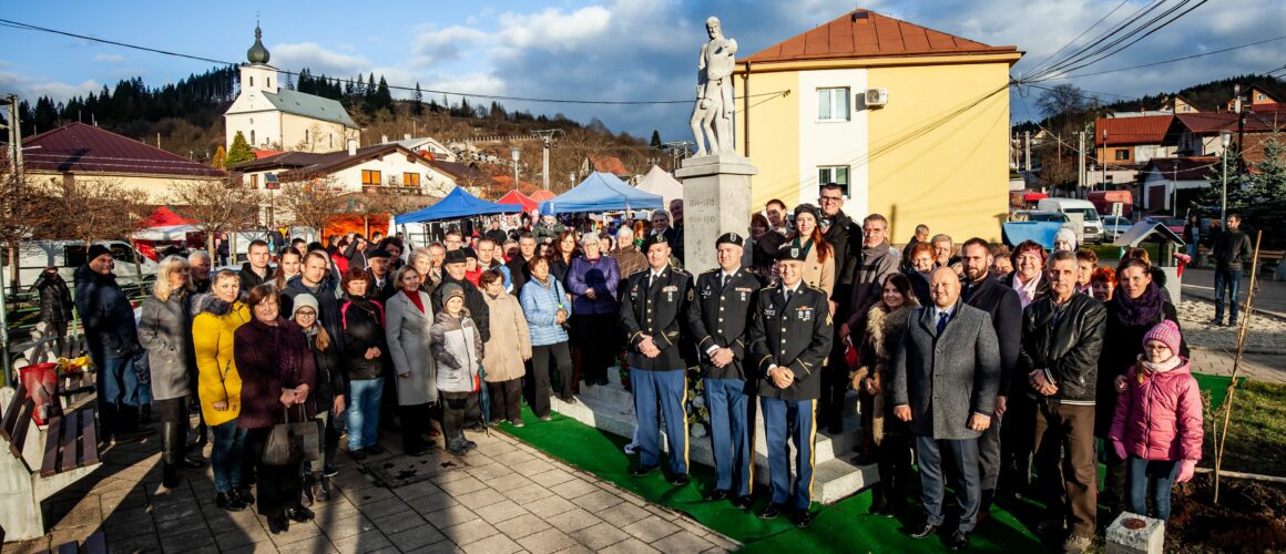 Tree of Peace in Divina_US Army_Marek Sobola_NATO