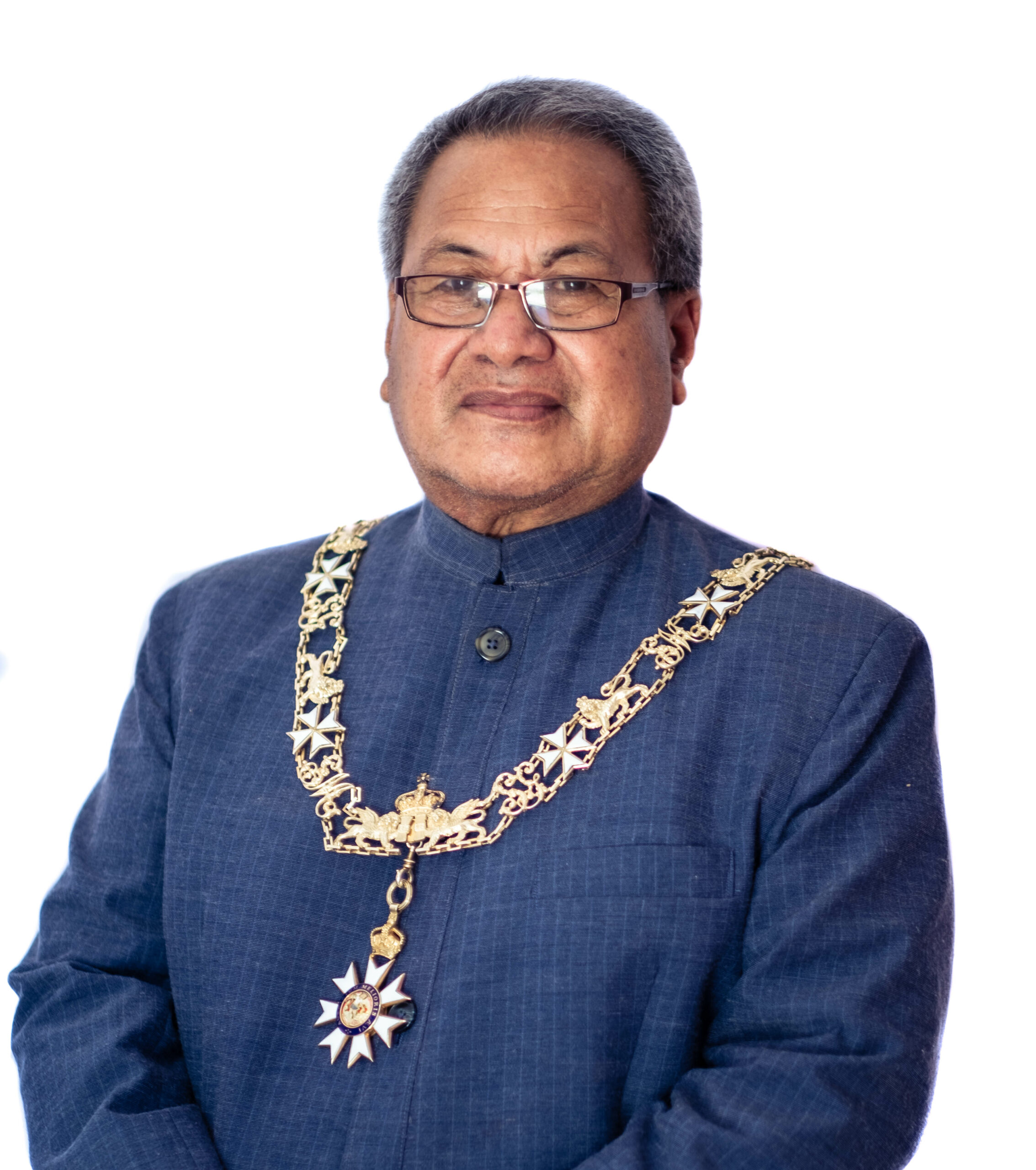 His ExcellencySir Iakoba T. ItaleliCMT, GCMG Tree of peace / Strom pokoja